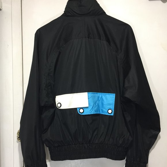 GORE-TEX LIGHTWEIGHT JACKETS SIZE L - Picture 3 of 7